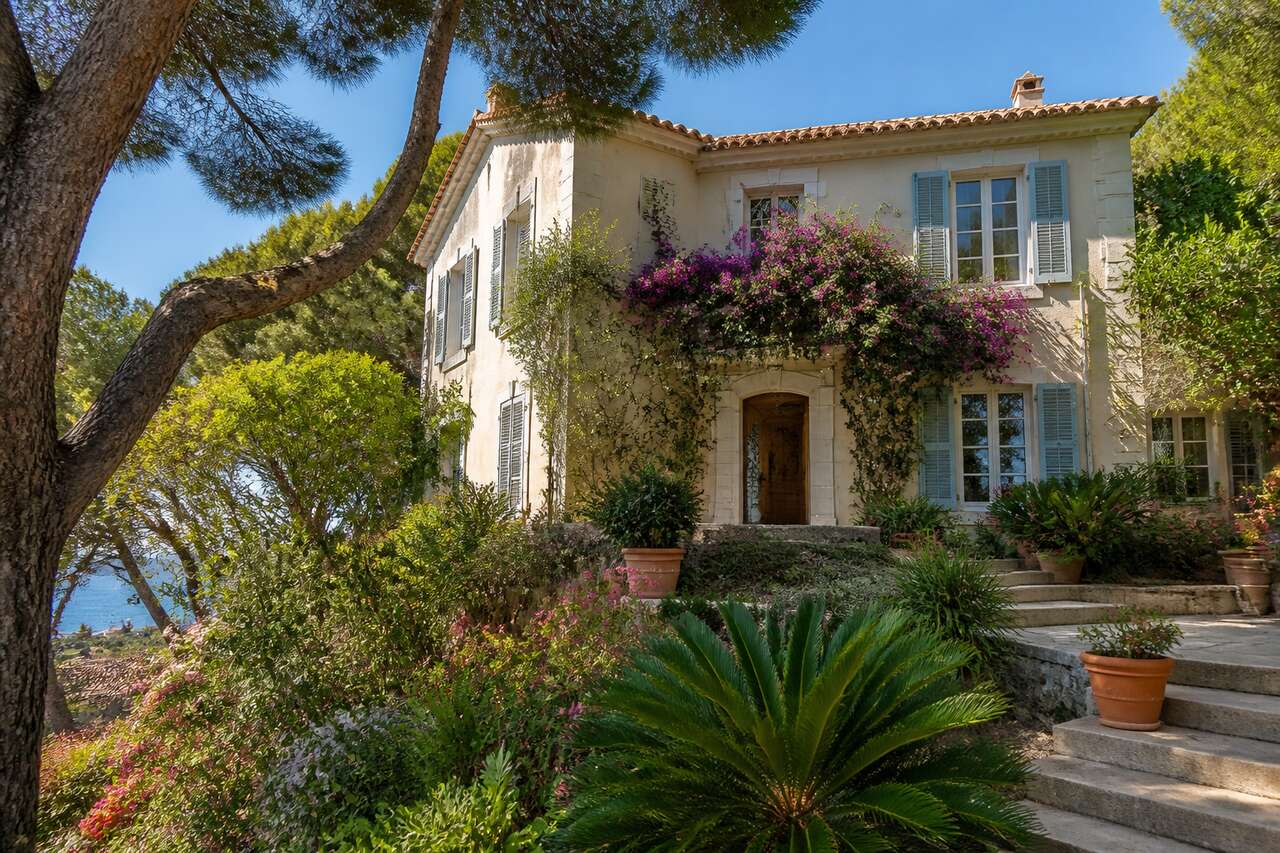 Impact du diagnostic acoustique sur votre choix immobilier à Sanary-sur-Mer